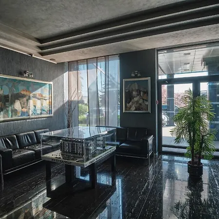 Hotel Uzhgorod 3*