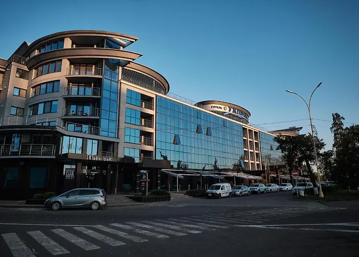 Hotel Uzhgorod Hotel 3*