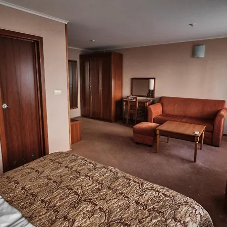 Szálloda Hotel Uzhgorod Ungvár