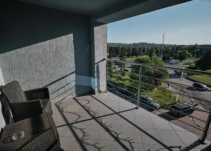 Hotel Uzhgorod 3*