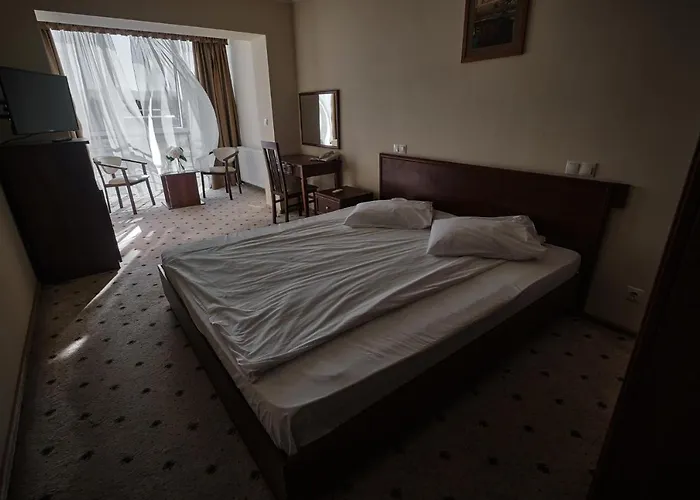 Hotel Uzhgorod Hotel